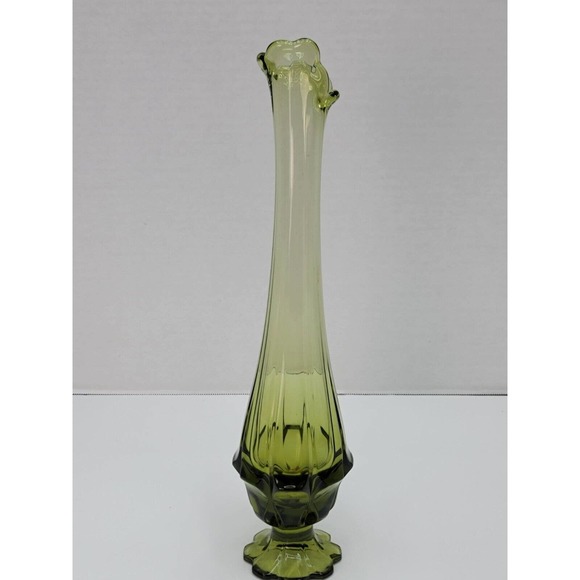 Fenton Swung Vase Petal Base Green 13 3/4 In Tall - Picture 4 of 12